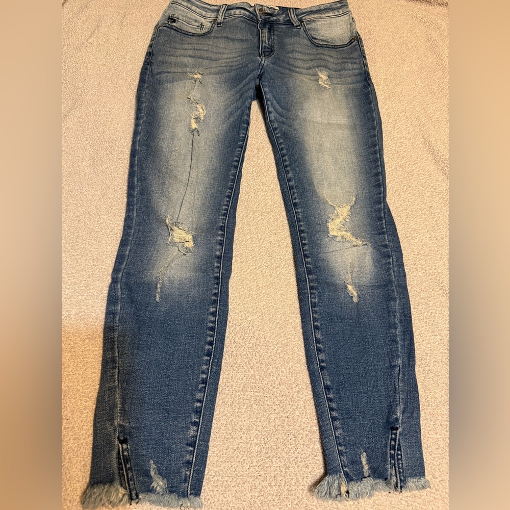 KanCan ankle slit jeans